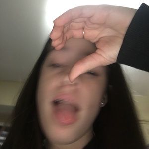 Meet your Posher, Eliza